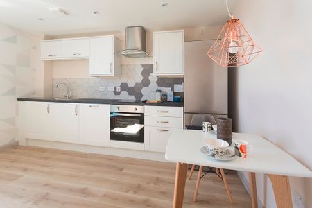 Corner House, Cathays - Photo 4