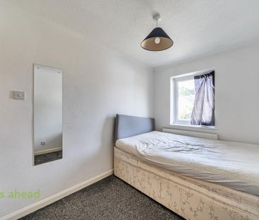 3 bedroom end of terrace house to rent - Photo 5
