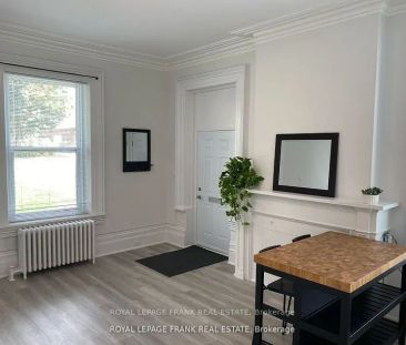 859 Dundas Street W #1 - Photo 6