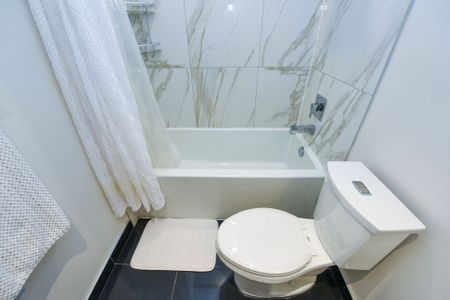 For Lease - 576 Front St Street Unit# 1015, Toronto, Ontario - Photo 4