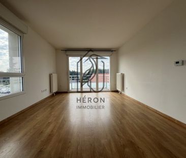 Appartement - T2 - 42m² - MARCQ EN BAROEUL - Photo 2