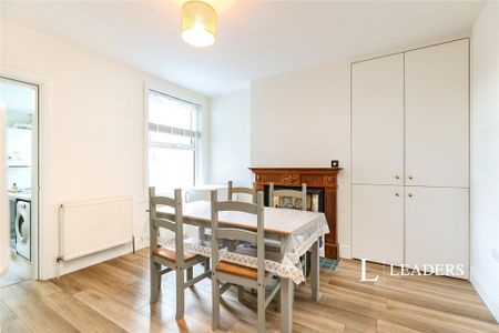 3 bedroom house to rent - Photo 2