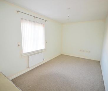 2 bedroom semi-detached house to rent - Photo 5