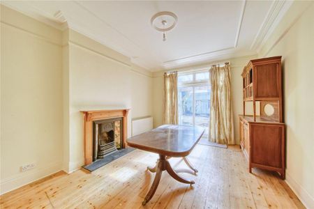 6 bedroom semi-detached house to rent - Photo 3