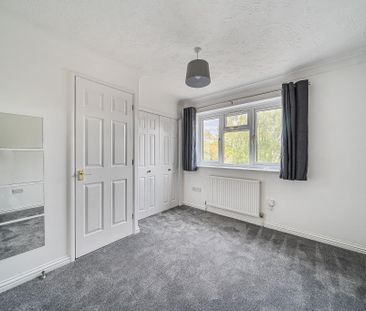 2 bedroom terraced house to rent - Photo 5