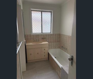 Handy Location - Photo 4