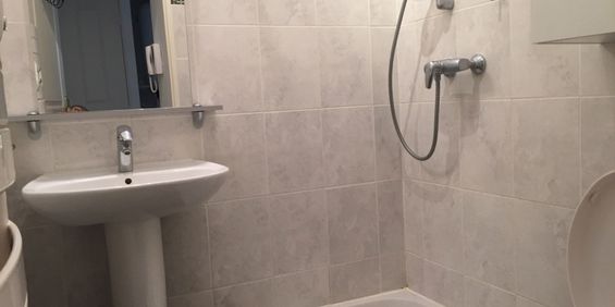 Studio - Aix-En-Provence (13100) - 24.25 m² - - Photo 3