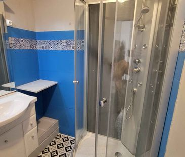 Un appartement à louer dans le centre-ville de MARINES, proches de ... - Photo 3