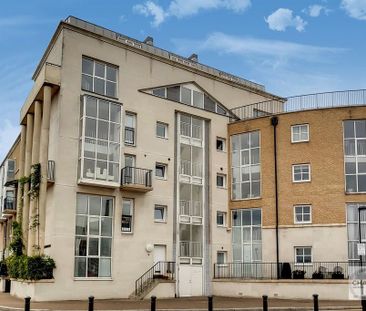 1 bedroom in a flat share to rent - Photo 6