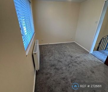 2 bedroom end of terrace house to rent - Photo 4