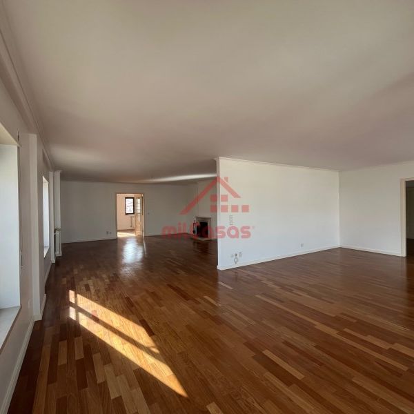Apartamento T5 em Lisboa - Foto 1