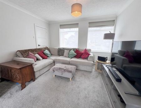 2 Bedroom End Terrace To Let - Photo 2
