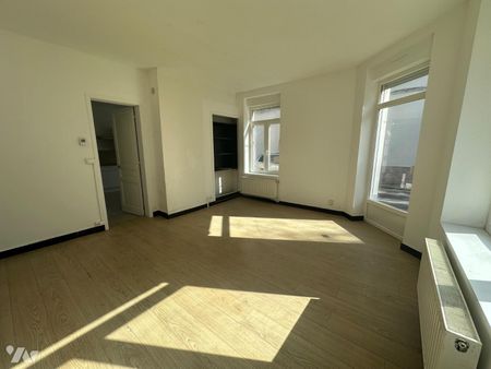 À louer - Appartement T3 à Malo-les-Bains - 66.88 m² - 700 EUR Hors charges À quelques pas d... - Photo 4