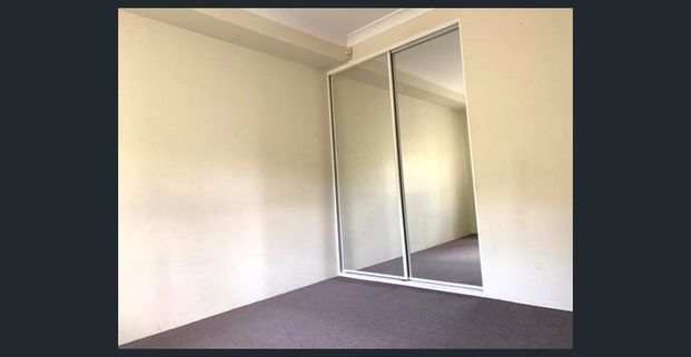 CONVENIENT 2 BEDROOM FAMILY UNIT PENDLE HILL... - Photo 1