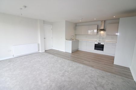 2 bedroom flat to rent - Photo 3