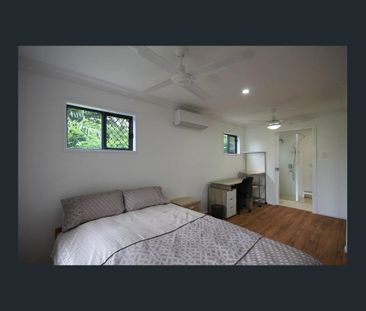 One of a Kind Gem in Kelso - Photo 4