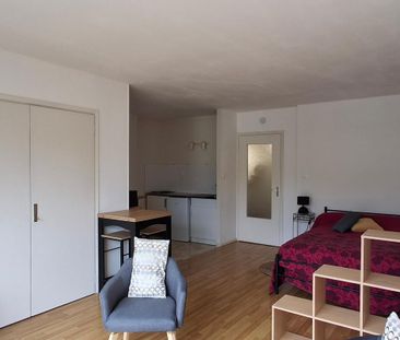 Location Appartement 1 pièce Meublé 32m² LYON 5ème - Photo 2