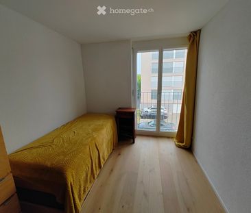 Moderne Wohnung in Pfäffikon - Photo 1