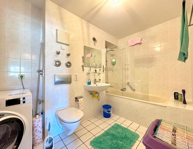 Großzügige, helle 2 ZKB Wohnung mit Balkon in Höhenkirchen - Siegertsbrunn - Foto 1