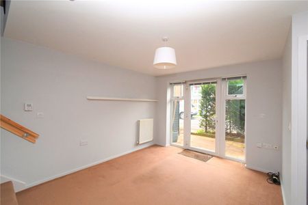 Hewitt Road, Basingstoke, Hampshire, RG24 - Photo 5