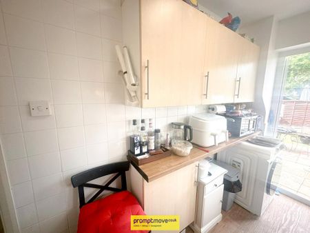 2 bedroom maisonette to rent - Photo 5