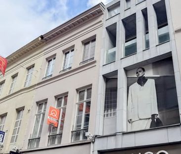 Appartement te huur - Photo 1