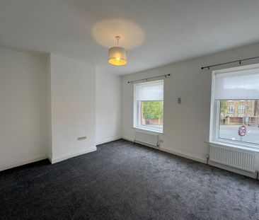 Victoria Road, Padiham, Burnley - Photo 2