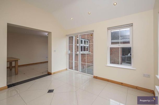 19 Rockfield Downs, Armagh, BT60 3NN - Photo 1