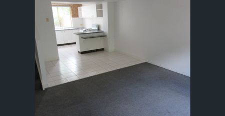 2 Bedroom Townhouse unit in Central Caboolture - Photo 2