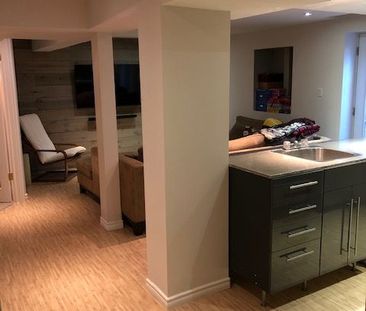 For Lease - 32 Attridge Drive Unit# Basement, Aurora, Ontario - Photo 2