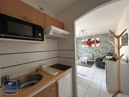 Location Appartement 1 pièce 23m² NIORT 79000 - Photo 3
