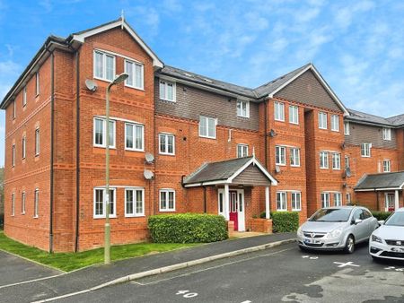 2 bedroom ground floor flat to rent - Photo 3