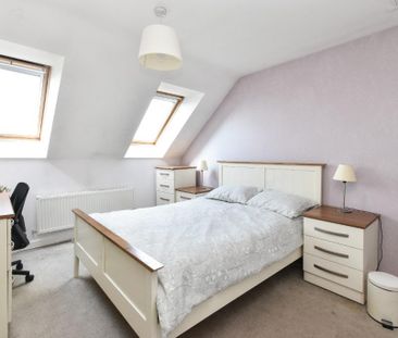 3 bedroom semi-detached house to rent - Photo 4