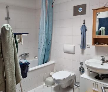 3-Zimmer-Wohnung mit Dachterrasse und Balkon - Foto 1