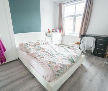 2 Bed Terraced House, Tudor Road, LE3 - Photo 3