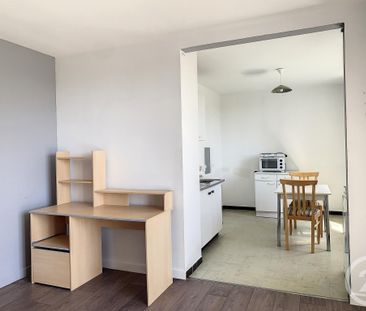 Location Appartement 1 pièce 35m² TROYES 10000 - Photo 1