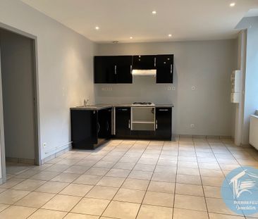 Location Appartement 2 pièces 40m² TARARE 69170 - Photo 1