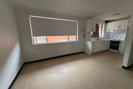 Walking Distance to Shops & Station - Photo 4