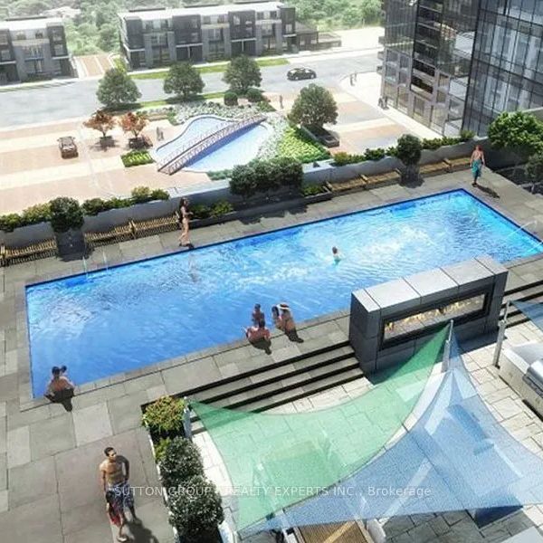 20 Meadowglen Place #733 - Photo 1