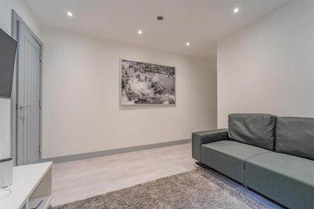 6 bedroom house to rent - Photo 3