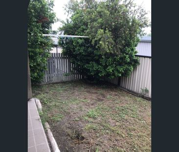 1-11 Macpherson Street, Moranbah, Qld 4744 - Photo 6