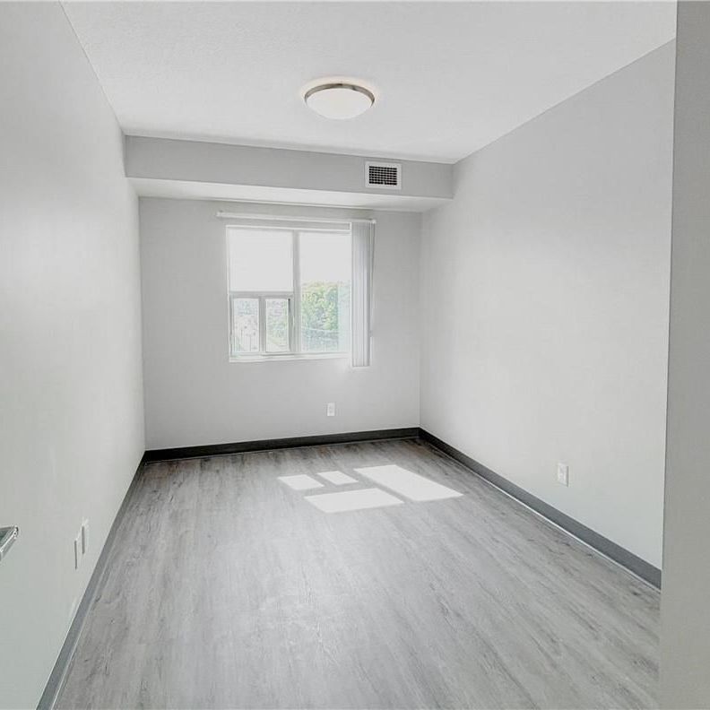 For Lease - 595 Strasburg Road Unit# 206, Kitchener, Ontario - Photo 1