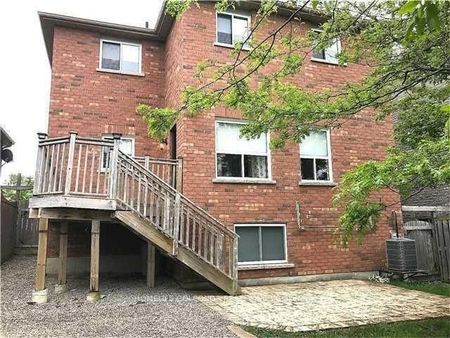 For Lease - 10 Jessica Drive, Barrie, Ontario - Photo 4