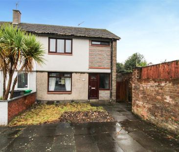 2 bedroom end of terrace house to rent - Photo 4