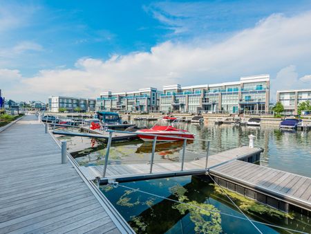 For Lease - 3654 Ferretti Court, Innisfil, Ontario - Photo 4