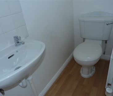 Landlords Letting Company - Photo 1