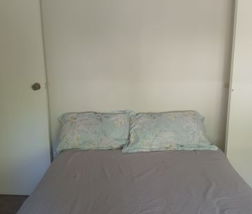 Rockingham - Photo 4