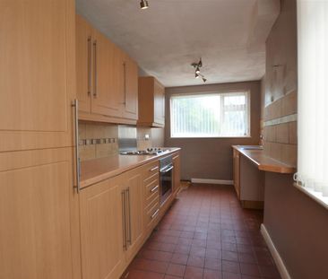 2 bedroom House To Let - Photo 4