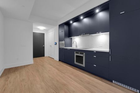 For Lease - 259 The Kingsway N/A Unit# 303, Toronto, Ontario - Photo 2