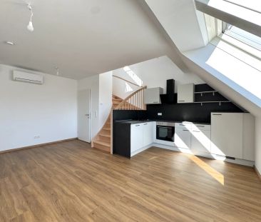 Dachgeschossausbau mit Terrasse & Klimaanlage - Erstbezug - Photo 4